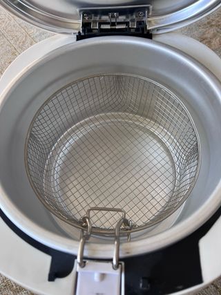 Freidora Eléctrica Saxem con Cesta