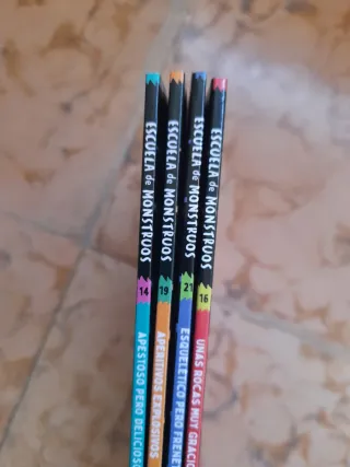 PACK 4 LIBROS NUEVOS ESCUELA DE MONSTRUOS
