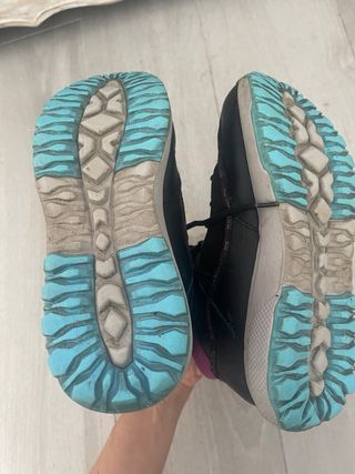 Botas Skechers repelente al agua Talla 38.5