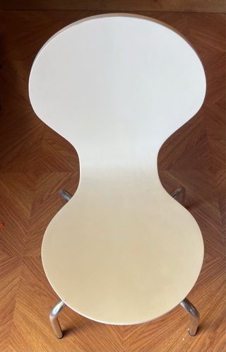 Mesa y 2 Sillas Blancas Infantiles