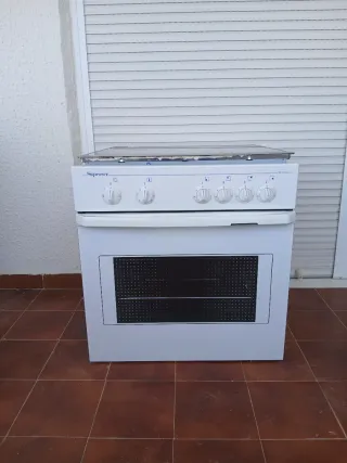Conjunto Vitrocerámica y Horno