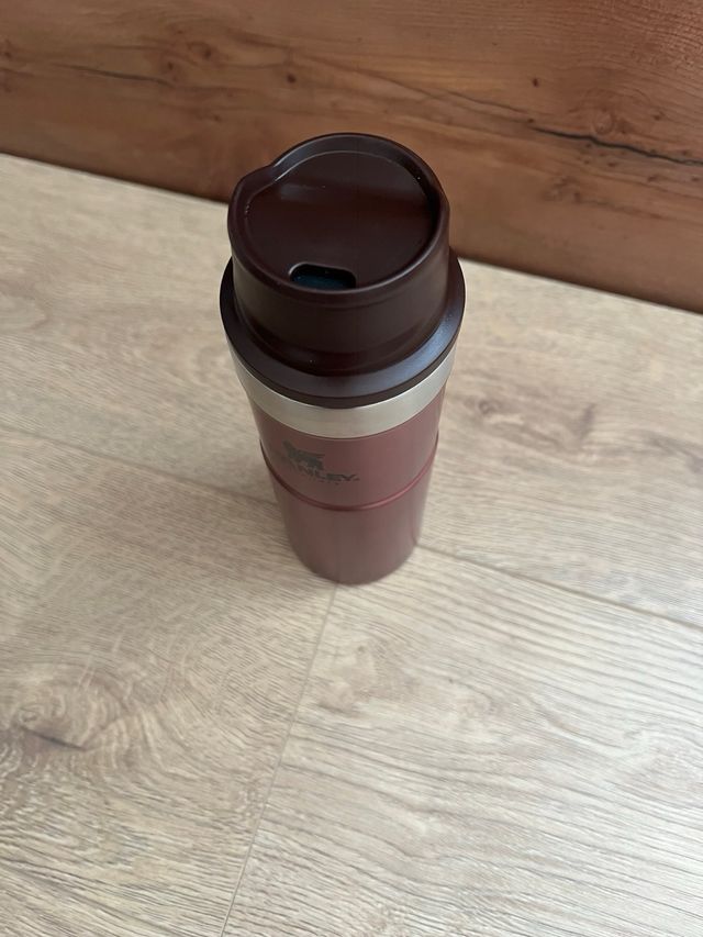 Termo Stanley Trigger Action 0.47L Vino