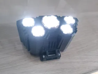 Linterna frontal LED con USB