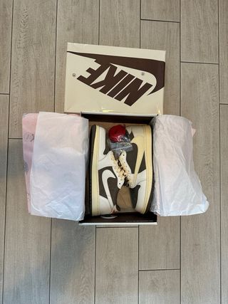 Nike Air Jordan 1 Low Travis Scott Reverse Mocha