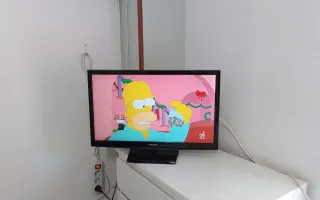 Tv 24"+soporte pared ascao