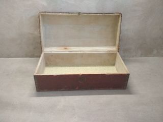 Baúl antiguo madera y metal S. XX