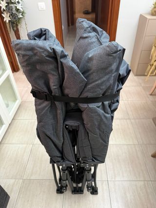 Hamaca Plegable Camping Gris, nueva sin estrenar.