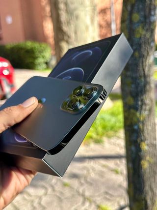iPhone 12 Pro Max IGUAL A NUEVO
