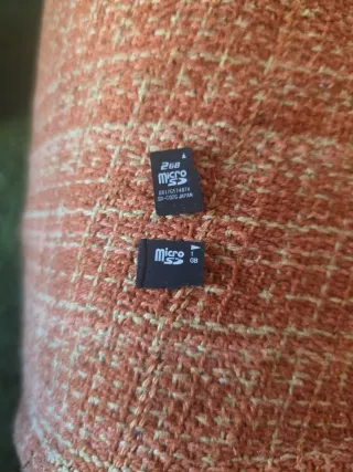 Micro SD 1GB y 2GB y multimedia card 64MB