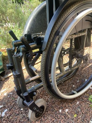 Silla de ruedas ligera