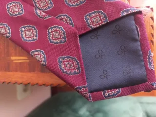 Corbata burdeos estampada SILBON