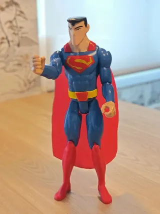 Figuras de Superhéroes (Batman, Superman, Spiderma