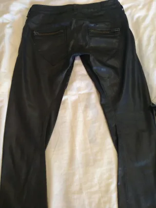 Pantalones Guess Talla 38 Negros