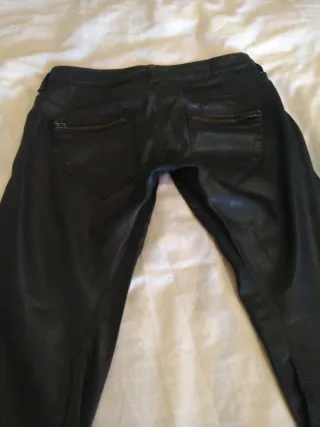 Pantalones Guess Talla 38 Negros