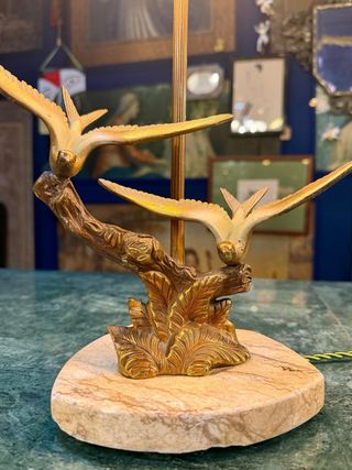 Pareja de lamparas de mesa Art Decó con pajaros