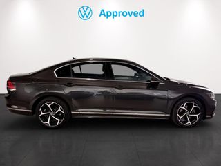 Volkswagen Passat R-Line 2.0 TDI 110 kW (150 CV) DSG
