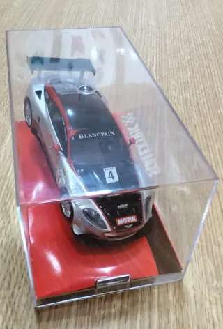 Scalextric Aston Martin DBR9