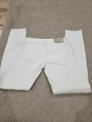 Vaqueros Diesel blancos