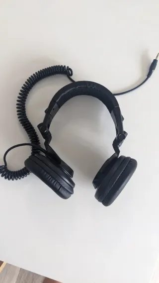 Auriculares DJ Hercules HDP DJ45 Negros