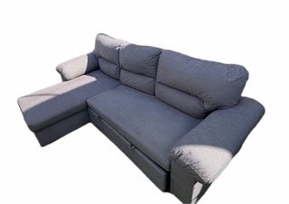 Sofá chaise longue de tela azul y gris