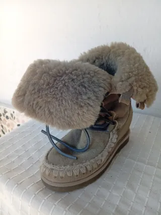 Botas MOU Beige