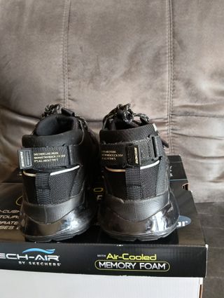 Zapatillas Skechers Skech-Air Memory Foam Negras