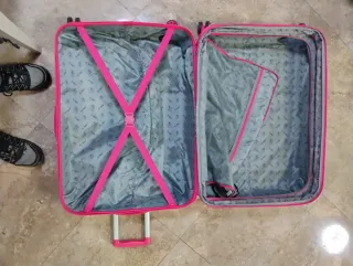 Maleta grande rosa oportunidad