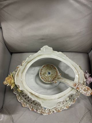 Sopera Antigua Porcelana Flores