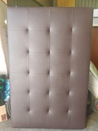 Respaldo de cama 155 cm polipiel marrón