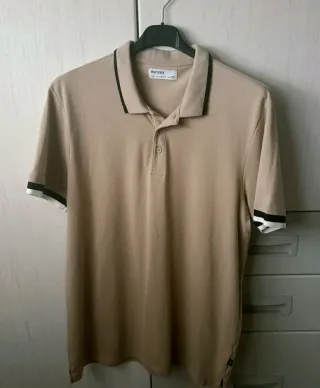 Polo nuevo beige de chico Bershka