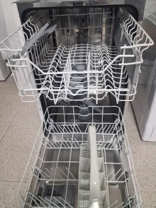 Lavavajillas Beko 45cm