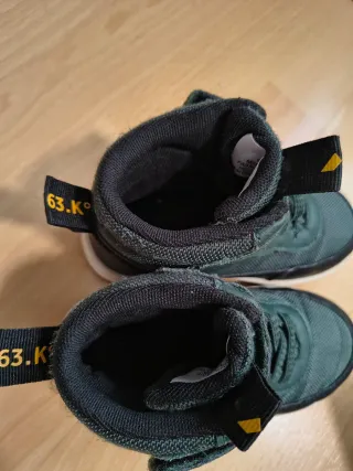 Zapatillas H&M impermeables T25