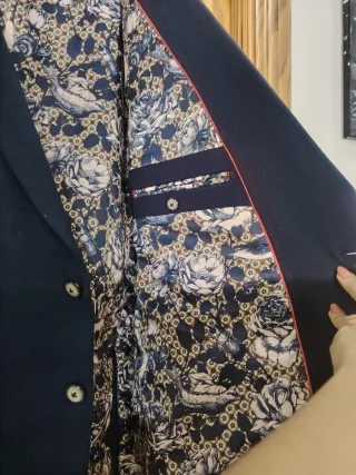 Blazer hombre azul con forro estampado