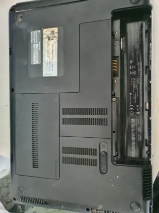 Portátil HP Pavilion dv3 i5