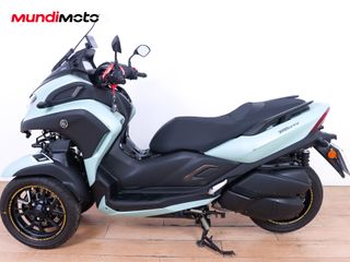 YAMAHA TRICITY 300