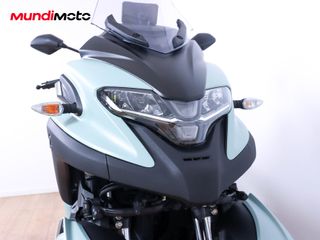 YAMAHA TRICITY 300