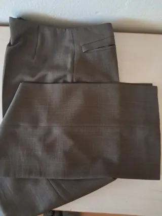 Traje chaqueta y pantalón
