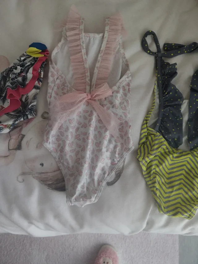 Lote 3 bañadores niña Mari Cruz