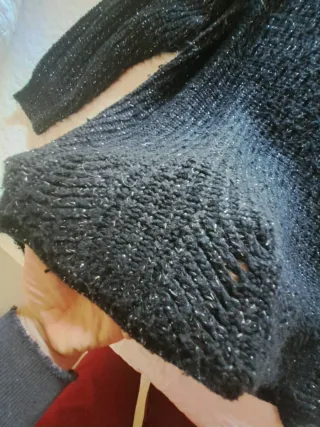 Maglione nero con fili argento