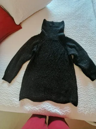 Maglione nero con fili argento