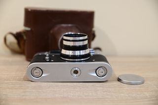 Cámara analógica FED 4 Plata/Negra