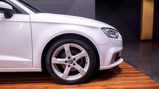 Audi A3 SPORTBACK 2.0 TDI 150cv AUTOMATICO!!