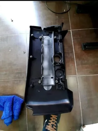 Carcasa cubre motor Mercedes benz clk caja w209