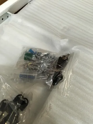 Armario Taquilla metálica 20 compartimentos ROBERT