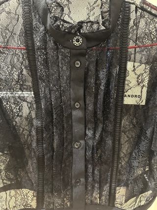 Blusa Sandro Encaje Negro sin estrenar