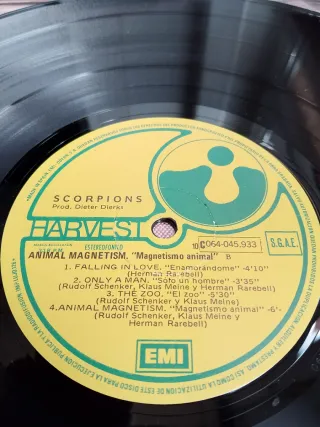 SCORPIONS loverdrive LOVE at animal magnetism LPs
