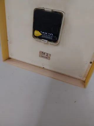 Orologio da parete BINO giallo