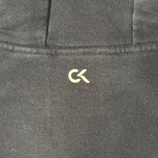 Sudadera Calvin Klein negra con capucha - Talla M