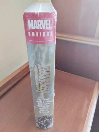 LOS NUEVOS VENGADORES DE BRIAN BENDIS 2