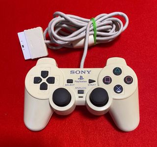 Sony PSX-DESR 5700 + Mando + Juego